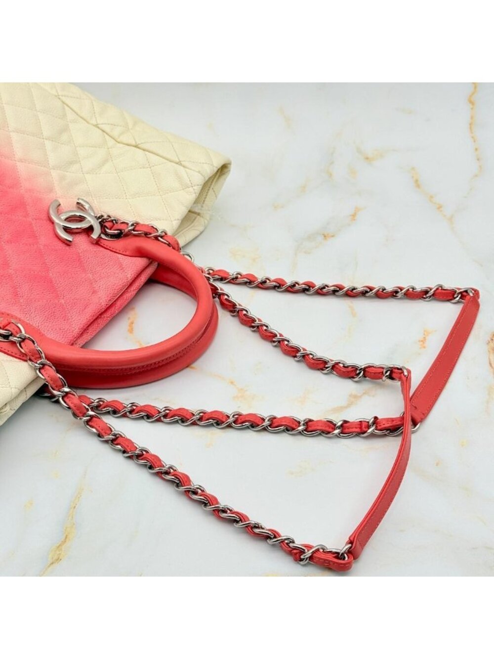 Chanel Gradient Chain Tote - Picture 9 of 15